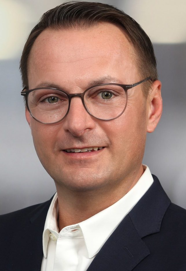 Über 25 Jahre Erfahrung in Versicherungen und Finanzplanung